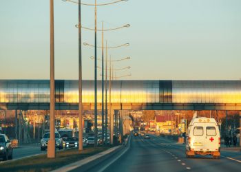 USR depune proiect pentru reglementarea culoarului de salvare în trafic