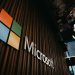 Românii caută mai bine plătiți: Microsoft rămâne angajatorul preferat în 2026