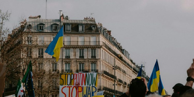 Ucraina și Franța aprobă cooperarea pentru apărare antibalistică