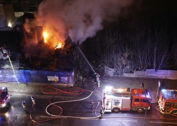 Drona prăbușită peste bloc în Galați, urmată de incendiu; patru victime, intervenție SRI