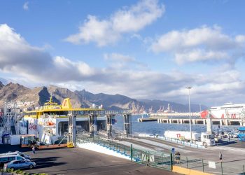 Croazieră MV Hondius debarcă pasagerii în Granadilla, Tenerife, în contextul unui focar de hantavirus