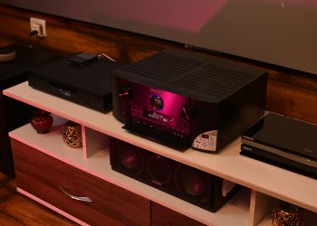SoundMasters preia AVstore: autoritatea antitrust aprobă tranzacția în comerțul online cu electronice premium