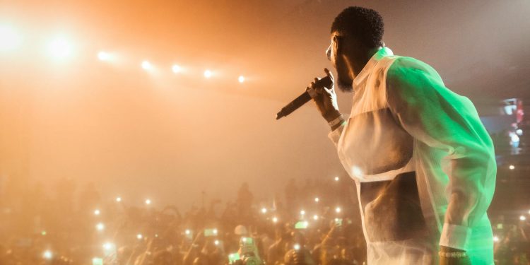Italia anulează concerte Kanye West și Travis Scott pentru motive de securitate