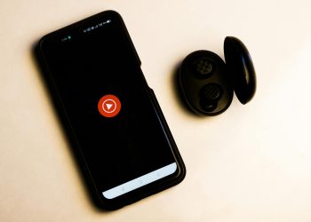 Spotify anunță schimbări pentru podcasturi, concerte și colaborări cu AI