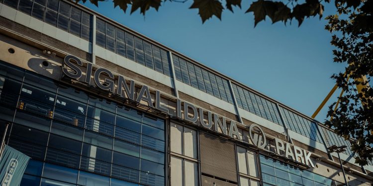 BVB în ușoară scădere a indicilor în sesiune