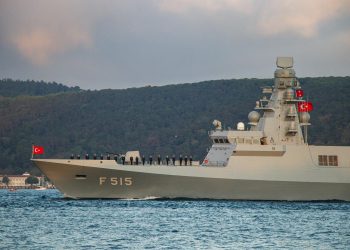 SUA răspund cu lovituri în urma atacului asupra navelor americane din Strâmtoarea Ormuz