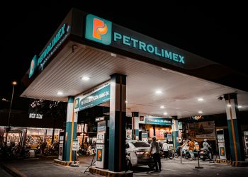 Petrolul scade cu 6% pe fondul optimismului privind un acord SUA-Iran