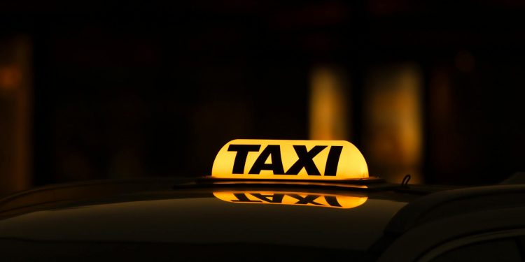 Meridian Taxi reacționează la amenda de aproape 4 milioane în dosarul Otopeni