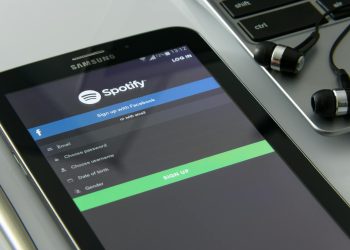 Samsung negociază pentru a evita greva care ar afecta semiconductori globali