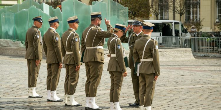 Rubio se întâlnește cu aliații НАТО în contextul retragerii a 5.000 de militari din Europa