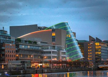 Irlanda plătește factura energetică a creșterii centrelor de date