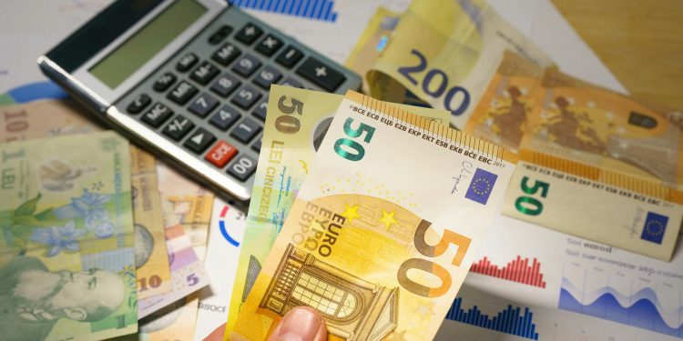 Google îmbunătățește Finance cu AI, disponibil în România