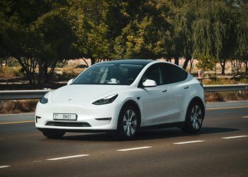 Tesla crește din nou prețurile Model Y în SUA