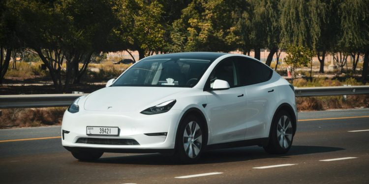 Tesla crește din nou prețurile Model Y în SUA