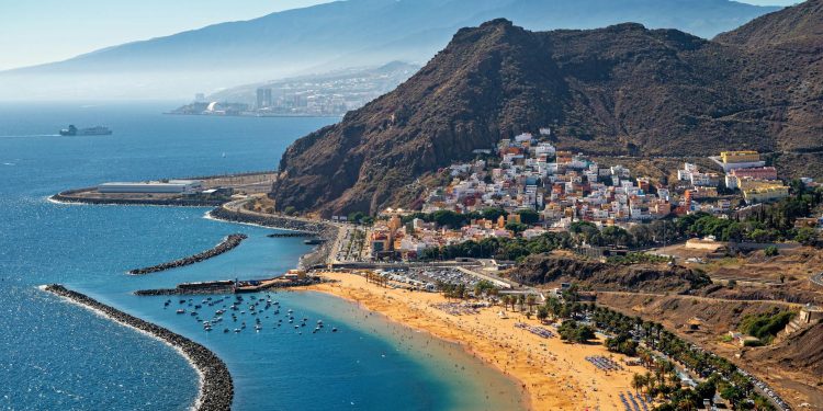 OMS trimite echipe în Tenerife pentru evacuarea pasagerilor croazierei afectate de hantavirus