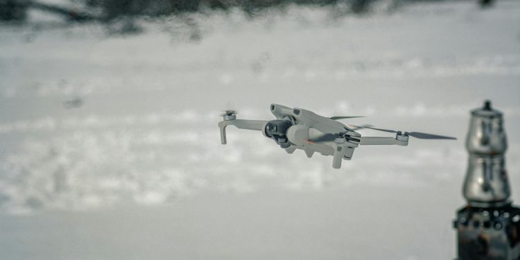 Atacuri cu drone în Ucraina la granița cu România, anunțate de MApN