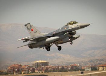 Două F-16 au decolat de la Fetești după detectarea unei drone în spațiul românesc