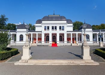 AROBS anunță Adunări Generale Ordinare și Extraordinare ale acționarilor