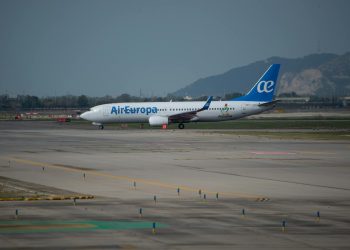 Piețele europene cad, afectate de avertismentul lui Trump asupra tarifelor auto