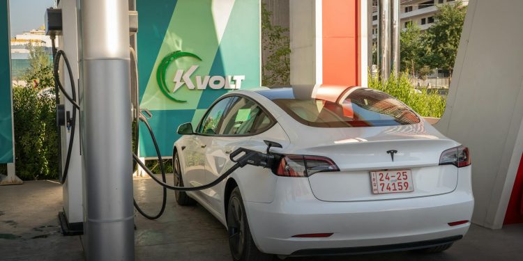 Tesla revine în top 3 pe piața auto europeană în primul trimestru 2026