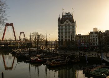 Nava cu focar de hantavirus ajunge în Rotterdam, 27 de pasageri în carantină