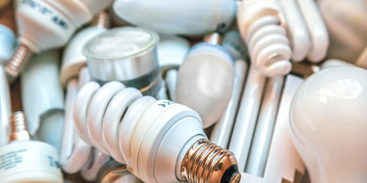 ANRE facilitează accesul producătorilor la rețelele de energie