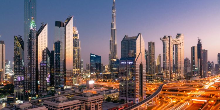 Emiratele Arabe Unite avertizează asupra riscului supraestimării tacticilor iraniene în negocierile de pace