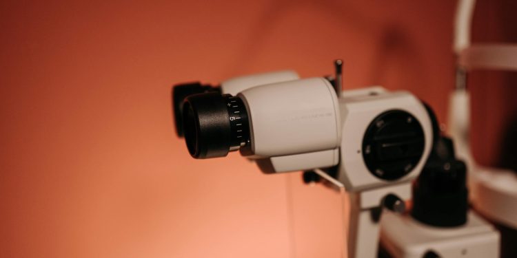 DONA își extinde aria de activitate în optic medical și analizează intrarea pe piața stomatologică