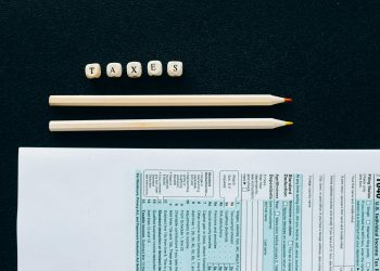 Guvernul aprobă cuantumurile taxelor pentru 2026-2027