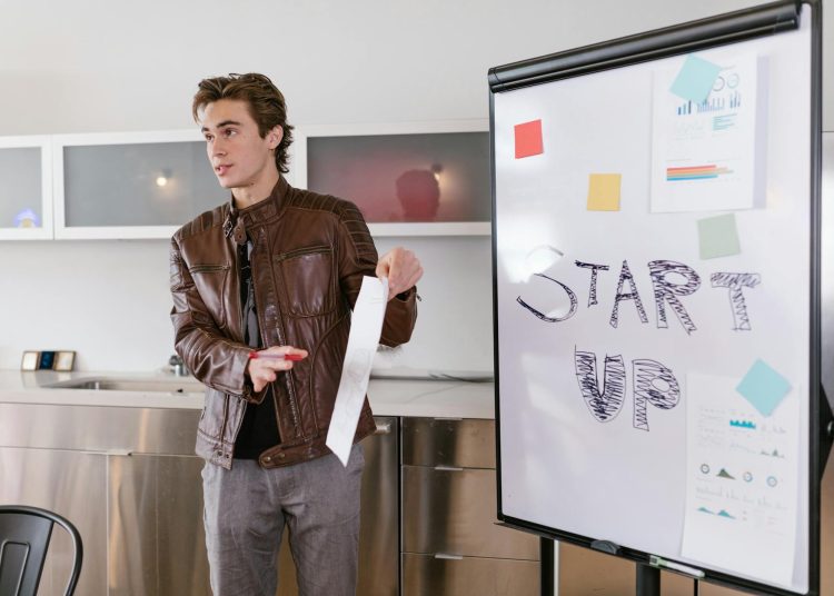 CyberSwarm, startup românesc, atrage 50 milioane USD pentru calcul neuromorfic