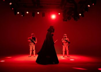 Analiză critică: noul Star Wars surprinde prin receptare ambiguă, dar publicul pare să îl considere plăcut