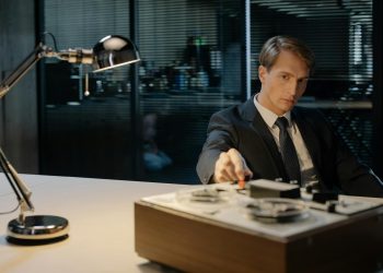 Medvedev postează clip AI cu lideri occidentali înfricoșați, amenință Occidentul