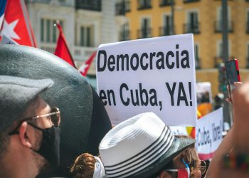 Trump descrie Cuba ca stat eșuat și anunță posibil dialog cu Havana