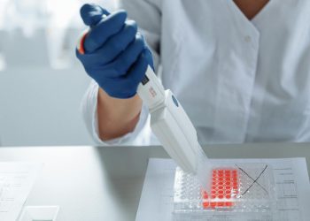 Echipă de cercetare identifică anticorpi umani care neutralizează rujeola, pas înainte către un tratament