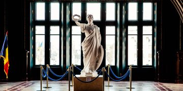 PNL nu poate decide excluderea lui Veștea la congres: modificarea statutului, prioritară
