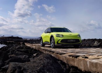 Ponderea mașinilor electrice vândute la nivel global va ajunge la un sfert în 2026