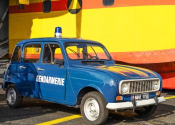 Renault și Thales dezvăluie prototipul 4 TROOP, vehicul civil multirol
