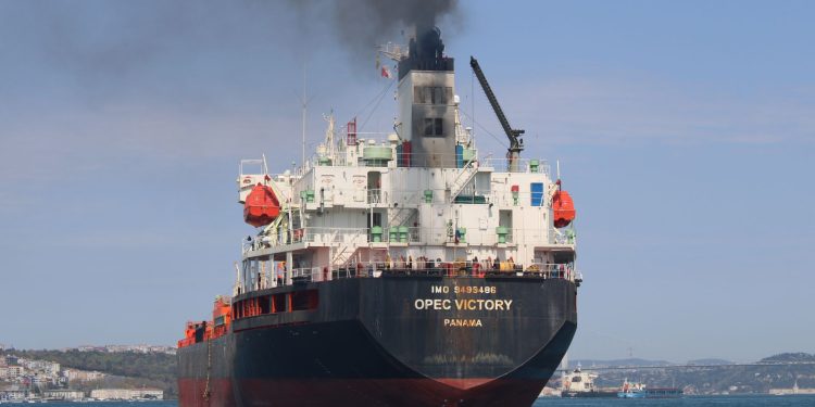 Irakul ia în considerare părăsirea OPEC dacă nu i se permite creșterea producției