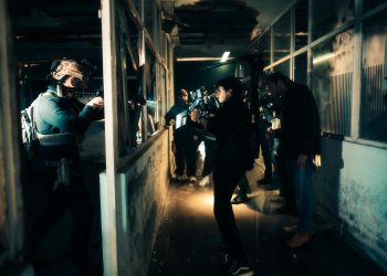 Primul trailer pentru By Any Means: thriller polițist inspirat din colaborarea mafiei cu FBI