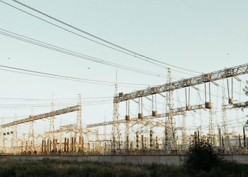 Zaporojie: centrala reconectată la rețea după atac asupra postului electric
