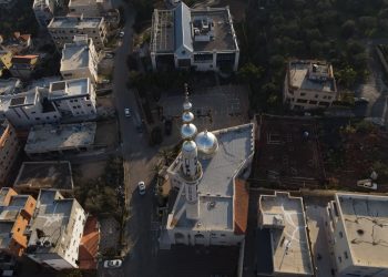 Israel lovește sudul Libanului la o zi după acordul cu Beirut