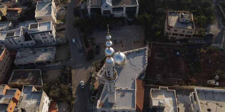 Israel lovește sudul Libanului la o zi după acordul cu Beirut