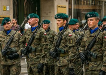 Polonia avertizează asupra riscurilor rusești în flancul estic al NATO