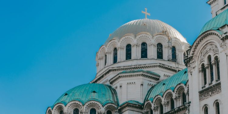 Bulgaria nu susține noi sancțiuni UE dacă vizează Patriarhul Kirill