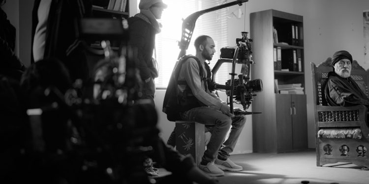 Guy Ritchie aduce „Misiune la limită” în cinema, în România