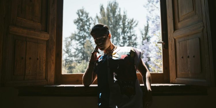 Papa Leon vs Bad Bunny în Madrid: popularitatea e în joc