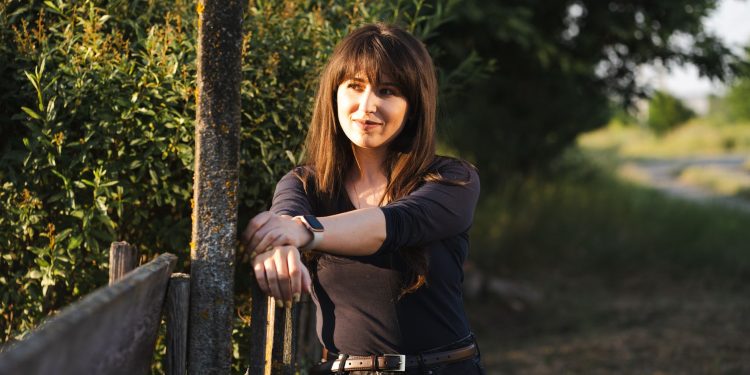 Andreea Esca: AI ca sursă de informare, nu înlocuire a prezentatorilor