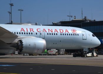 Pasageri amenință siguranța? Piloții necesită ajutor medical în zbor Air Canada