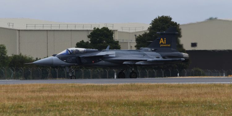 Suedia ridică avioane Gripen pentru interceptări la Marea Baltică