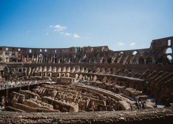 Colosseum găzduiește expoziție amplă despre Troia și Enea